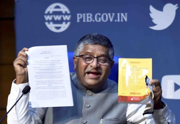 RAvi Shaknar at PIB